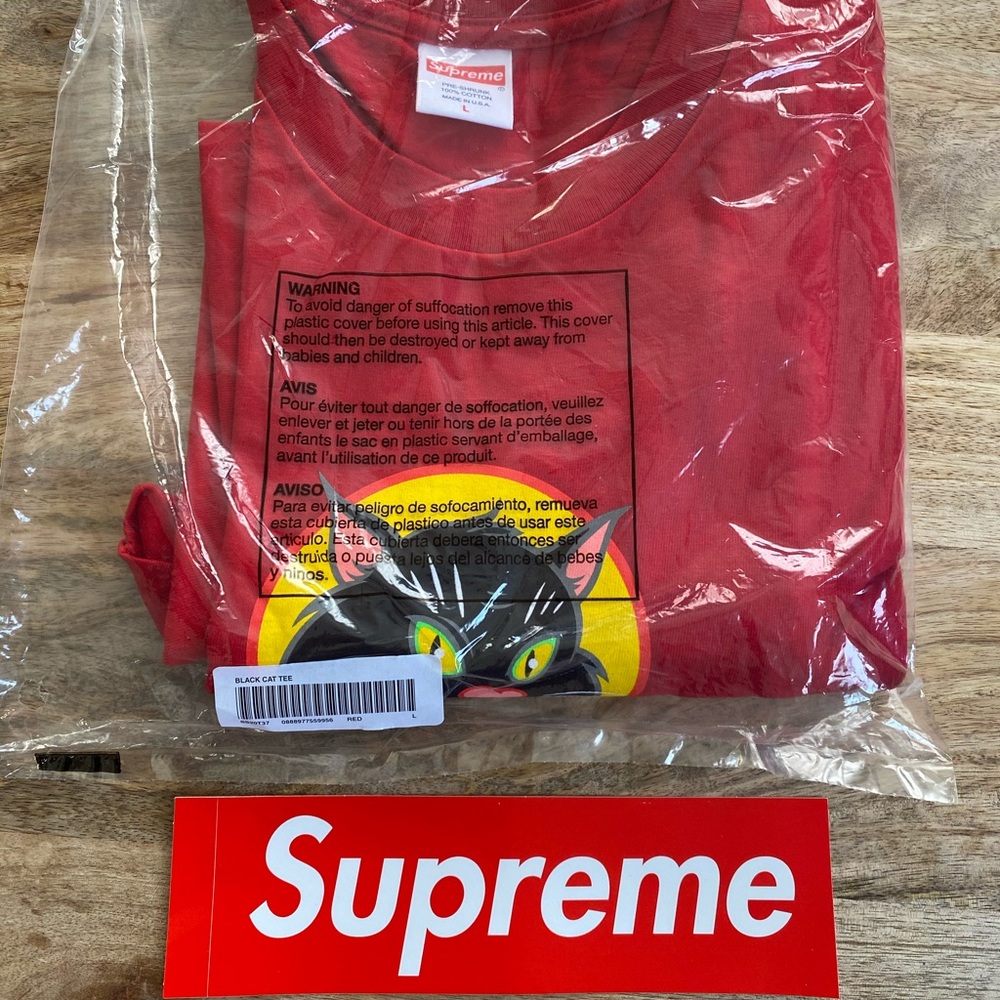 Supreme Black Cat tee DEADSTOCK